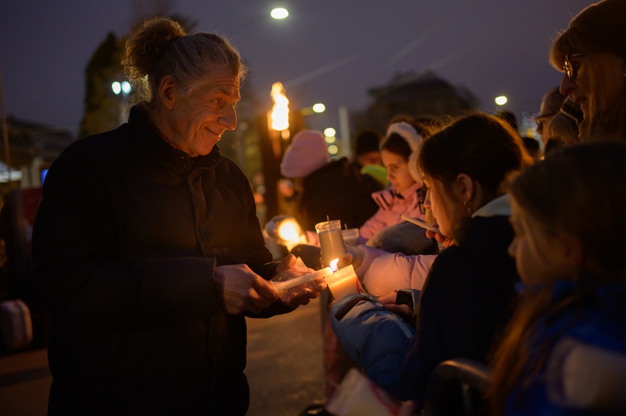 251214 Friedenslicht ZH CRE 2377